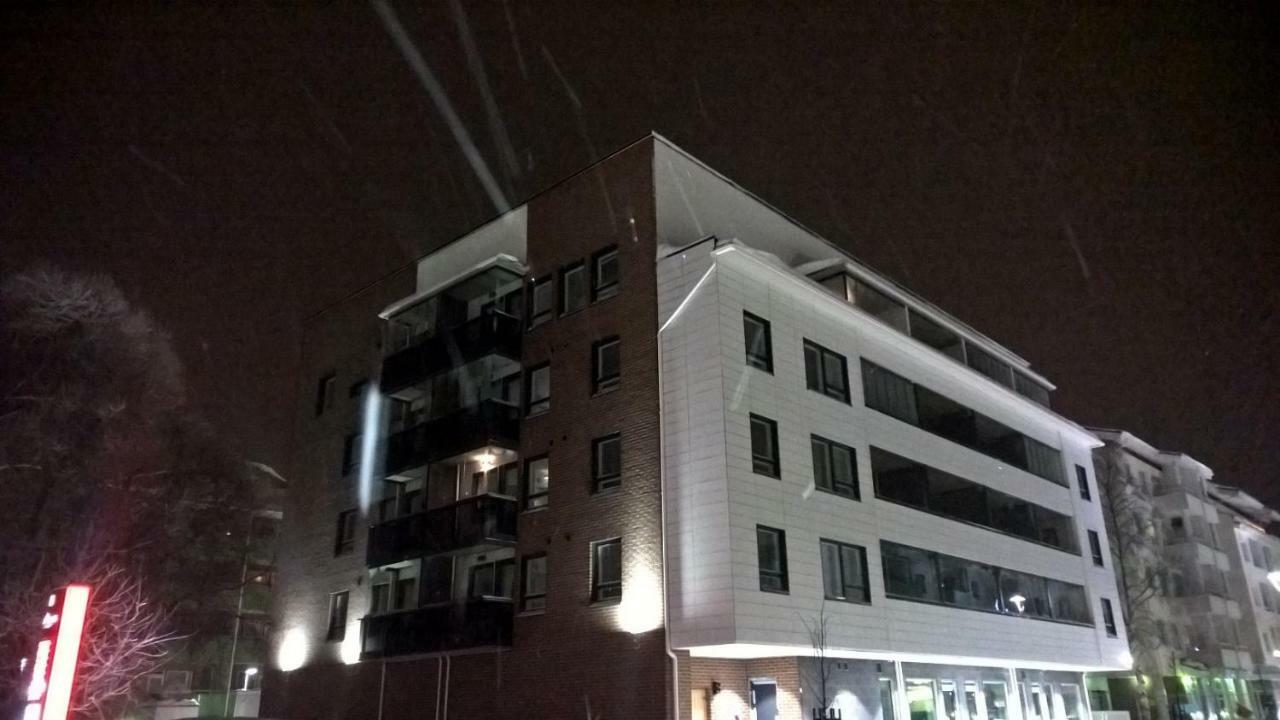 City Apartments With Balcony ロヴァニエミ エクステリア 写真